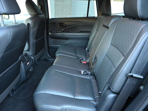 Used 2022 Honda Passport Elite image 18