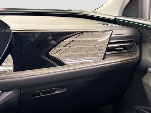 New 2025 Audi Q5 2.0T Premium Plus image 20