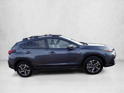 Used 2024 Subaru Crosstrek 2.0i Premium image 5