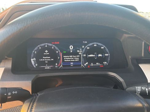 Certified 2024 Toyota Tacoma TRD Off-Road AWD/4WD image 23