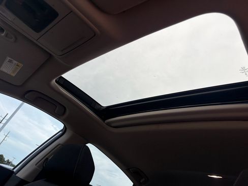 Certified 2023 Honda Accord EX image 22