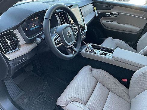 New 2026 Volvo XC90 T8 Ultra w/ Protection Package Premier AWD/4WD image 16