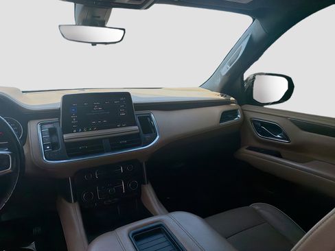Used 2021 Chevrolet Tahoe Premier w/ Premium Package RWD image 20