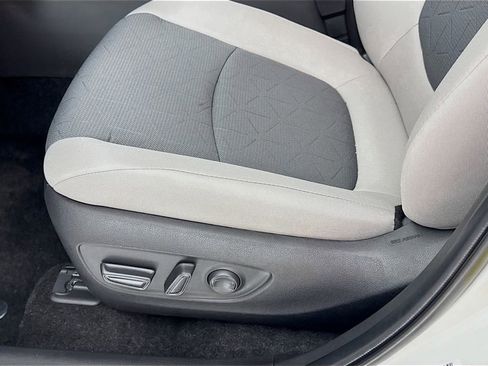 New 2025 Toyota RAV4 XLE image 23