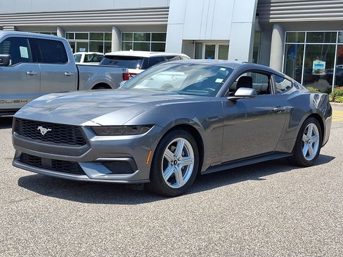 Certified 2026 Ford Mustang Coupe RWD image 5
