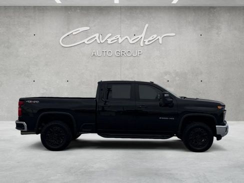 Certified 2025 Chevrolet Silverado 2500 LT w/ Leather Package image 17