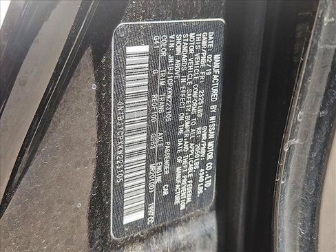 Used 2019 Nissan Rogue Sport S w/ Appearance Package FWD image 17