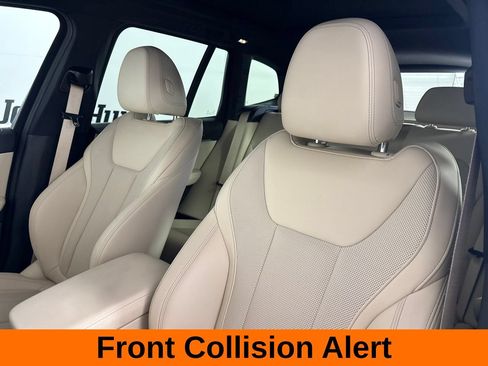 Used 2022 BMW X3 xDrive30i w/ Premium Package 2 AWD/4WD image 16