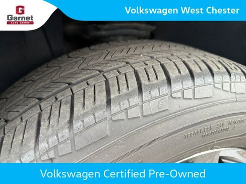 Certified 2023 Volkswagen Tiguan SE w/ Panoramic Sunroof Package AWD/4WD image 27