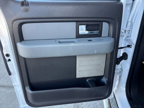 Used 2014 Ford F150 XLT w/ XLT Chrome Package image 23