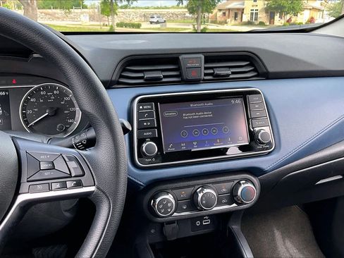 Certified 2025 Nissan Versa SV w/ Trunk Package image 7