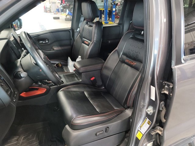 Used 2023 Nissan Frontier Pro-X w/ Pro-X Premium Package RWD image 9