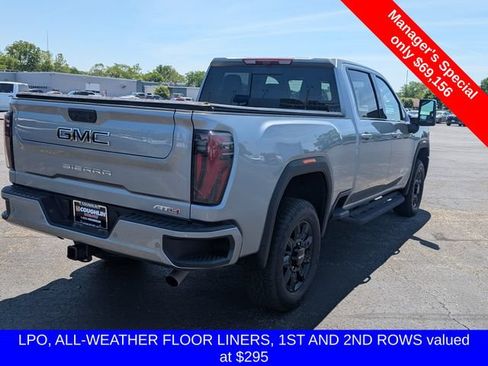 Used 2026 GMC Sierra 2500 AT4 w/ Technology Package AWD/4WD image 8