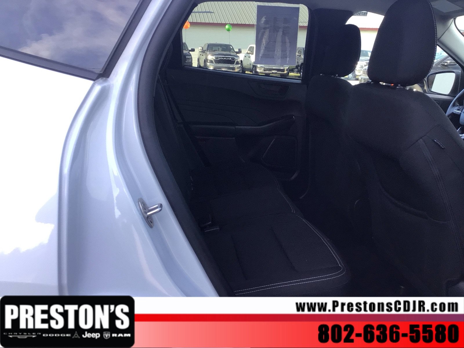 Used 2025 Ford Escape Active AWD/4WD image 23