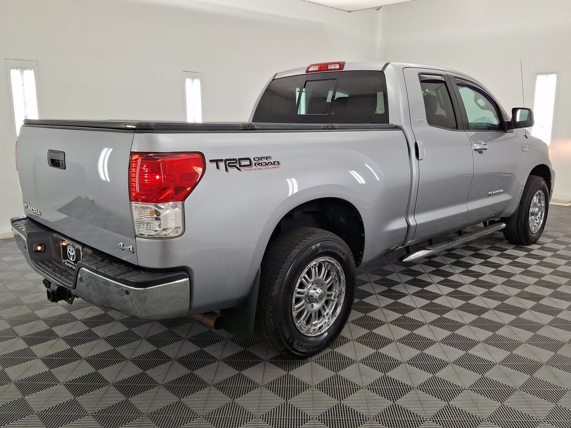 Used 2011 Toyota Tundra Limited w/ TRD Off-Road Pkg AWD/4WD image 23