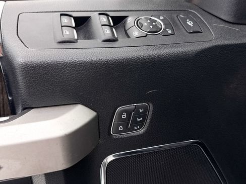 Used 2020 Ford F250 Lariat AWD/4WD image 29