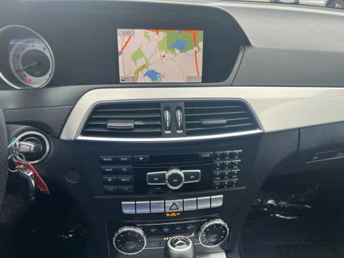 Used 2013 Mercedes-Benz C 300 4MATIC Sedan image 16