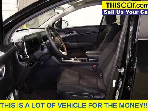 Used 2024 Kia Sportage LX FWD image 11