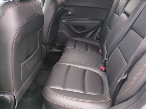 Used 2017 Chevrolet Trax Premier image 31