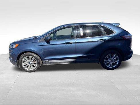 Used 2019 Ford Edge Titanium w/ Equipment Group 301A AWD/4WD image 2