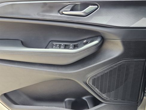 New 2025 Jeep Grand Cherokee L Altitude image 23