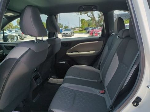 Used 2026 Subaru Forester AWD/4WD image 15