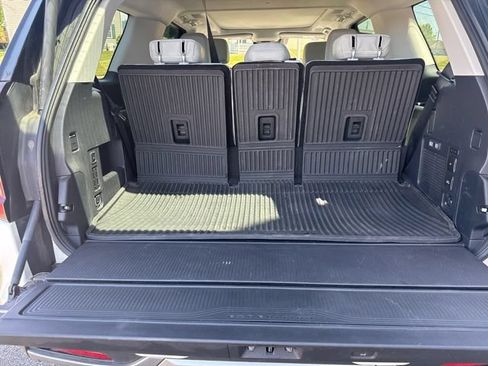 Certified 2025 Ford Expedition Platinum w/ Platinum Ultimate Package AWD/4WD image 51