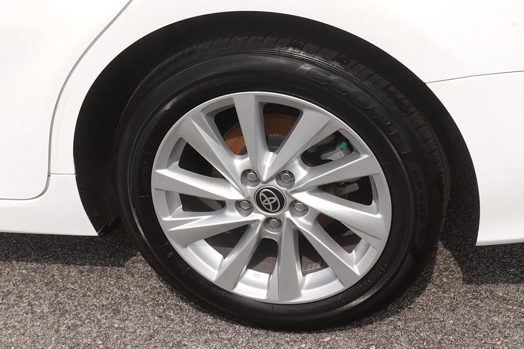 Used 2023 Toyota Camry LE FWD image 9