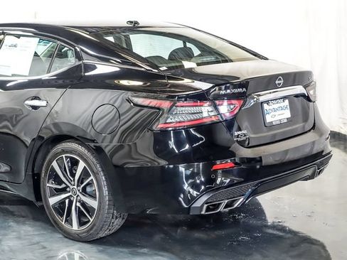 Used 2023 Nissan Maxima SV w/ Floor Mat Group FWD image 10