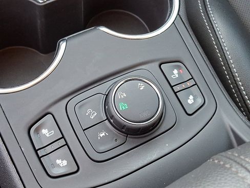 Certified 2024 GMC Terrain SLT AWD/4WD image 26