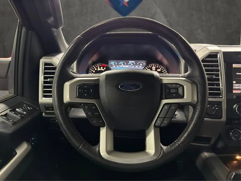 Used 2015 Ford F150 Lariat RWD image 30