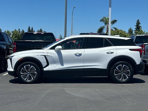 Used 2024 Chevrolet Blazer EV LT AWD/4WD image 7