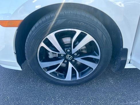 Used 2018 Honda Odyssey Elite image 30