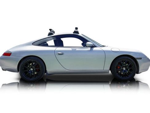 Used 2001 Porsche 911 Carrera 4 AWD/4WD image 2