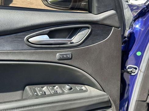 Used 2022 Alfa Romeo Stelvio Sprint image 12