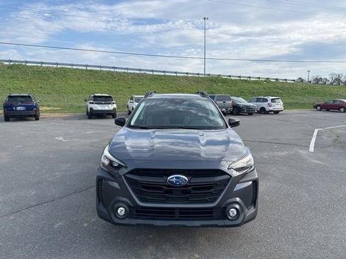 Used 2023 Subaru Outback Onyx Edition XT image 2