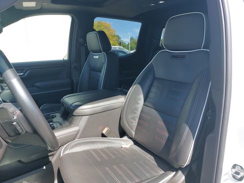 Used 2024 GMC Sierra 1500 AT4X image 16