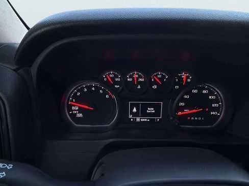Used 2023 Chevrolet Silverado 1500 Custom image 11