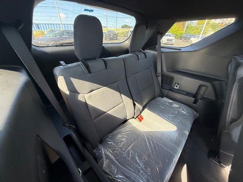 New 2027 Ford Explorer Active AWD/4WD image 14