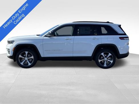 New 2025 Jeep Grand Cherokee Limited w/ Luxury Tech Group II image 5