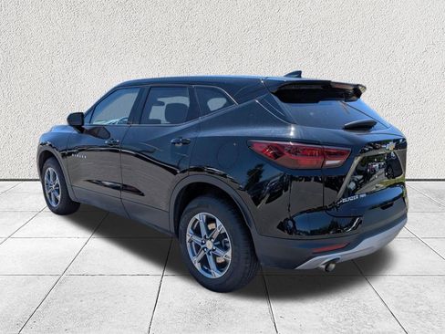 Used 2023 Chevrolet Blazer LT AWD/4WD image 5