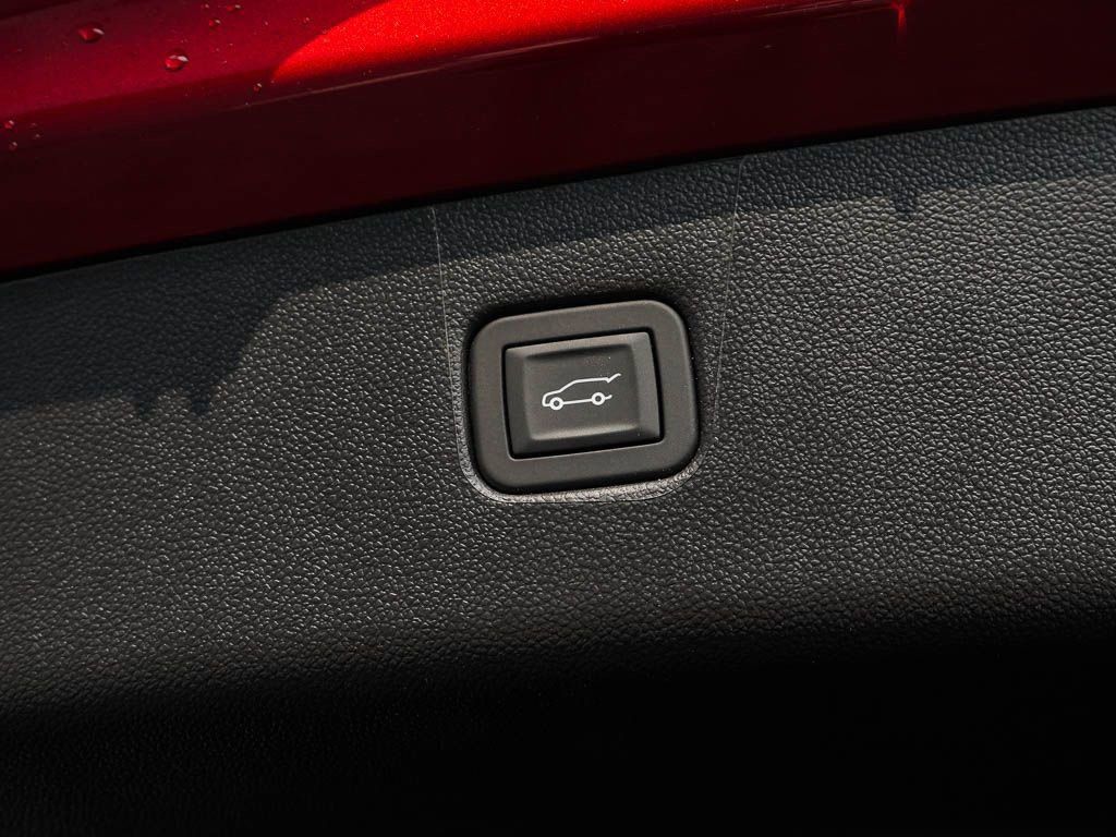 New 2026 Chevrolet Blazer LT w/ Convenience Package AWD/4WD image 9