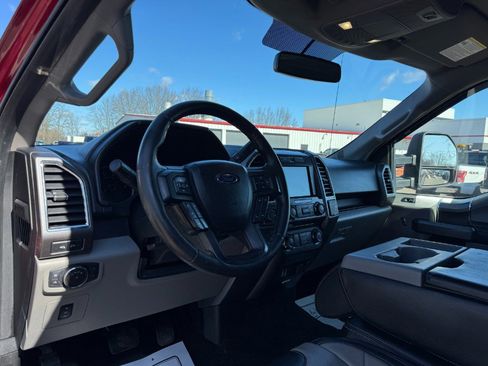 Used 2016 Ford F150 XLT w/ Equipment Group 302A Luxury AWD/4WD image 14