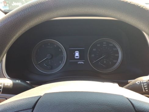 Used 2019 Hyundai Tucson Value AWD/4WD image 30