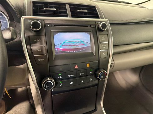 Used 2016 Toyota Camry LE FWD image 15