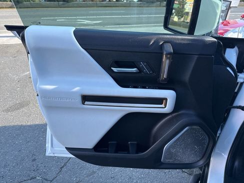 Used 2022 GMC Hummer EV Edition 1 w/ LPO, Illumination Package image 29