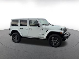 Used 2025 Jeep Wrangler Unlimited Sahara AWD/4WD video 2