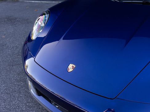 Used 2025 Porsche 911 Carrera image 10