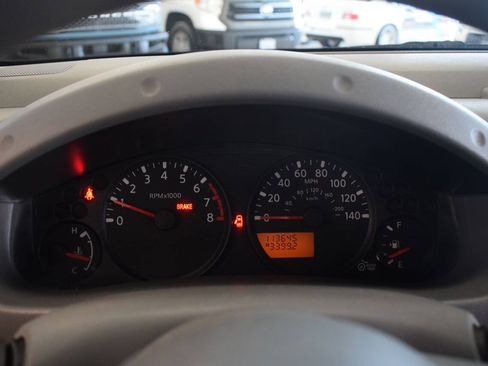 Used 2007 Nissan Frontier XE w/ Preferred Pkg RWD image 23
