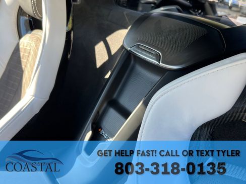 Used 2022 Chevrolet Corvette Stingray w/ Z51 Performance Package image 48